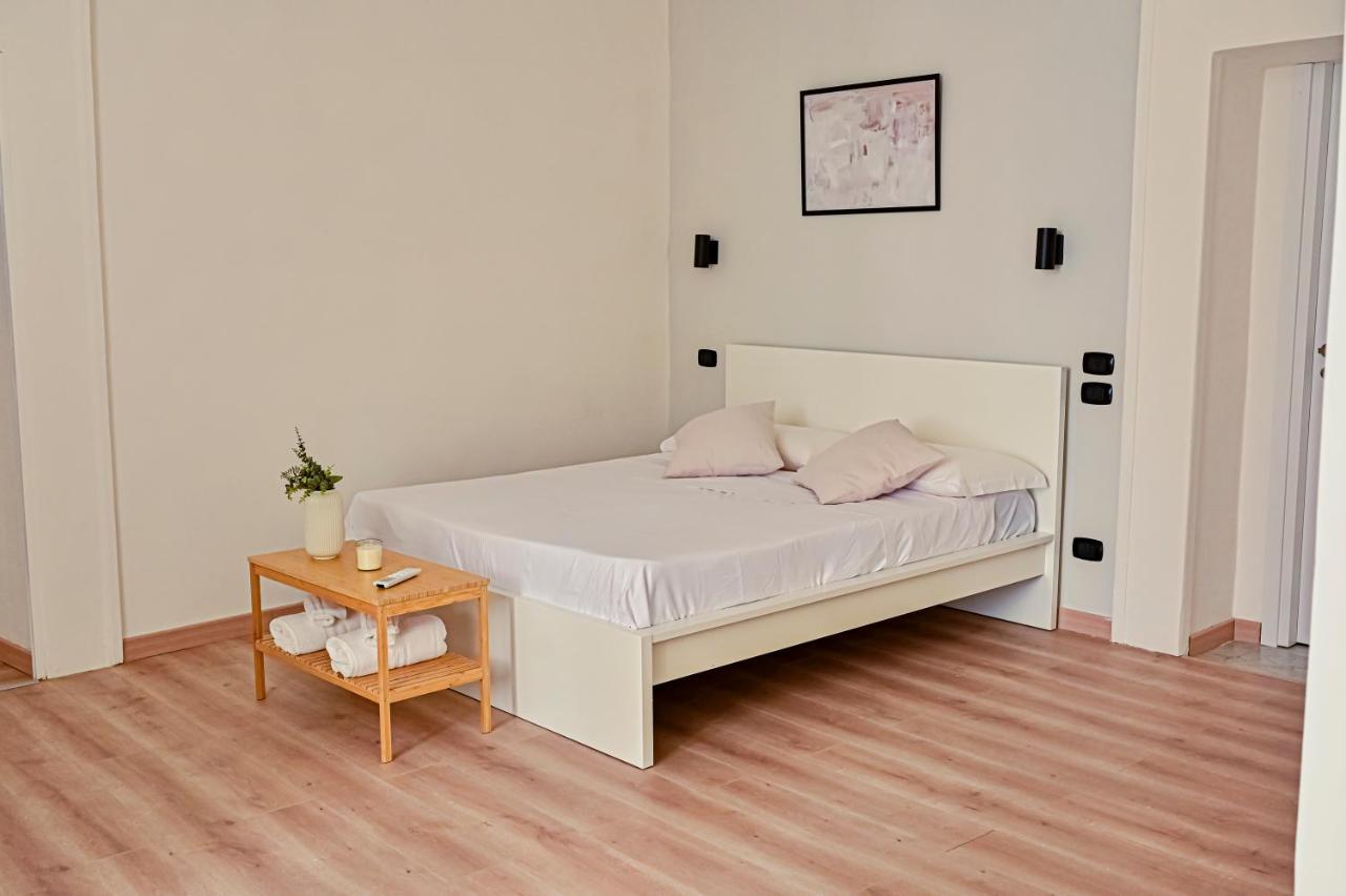 Cozy Rooms Napoli Nápoles Exterior foto